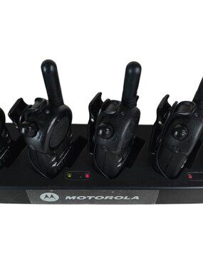 Motorola CLS1110 UHF Two-Way Radios Walkie Talkies With Multi-Charger 6-Pack